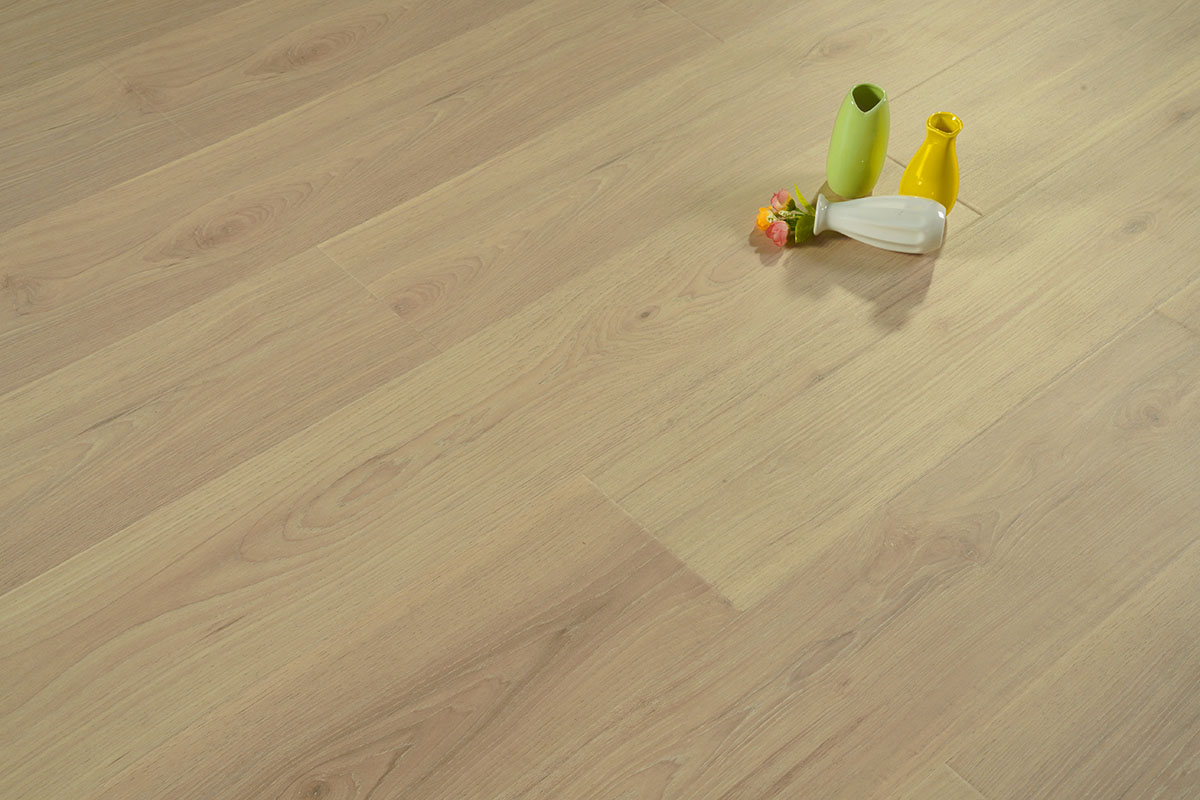 8mm EIR Fireproof Laminate Wood Flooring 
